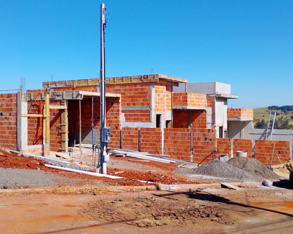 CONSTRUÇÃO IMÓVEL RESIDENCIAL - ROCASO ENGENHARIA - CORNELIO PROCOPIO