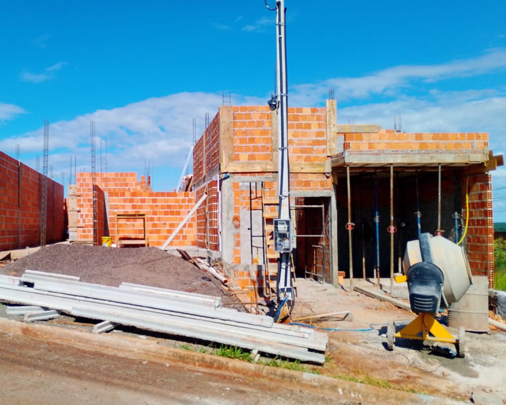 CONSTRUÇÃO IMÓVEL RESIDENCIAL - ROCASO ENGENHARIA - CORNELIO PROCOPIO